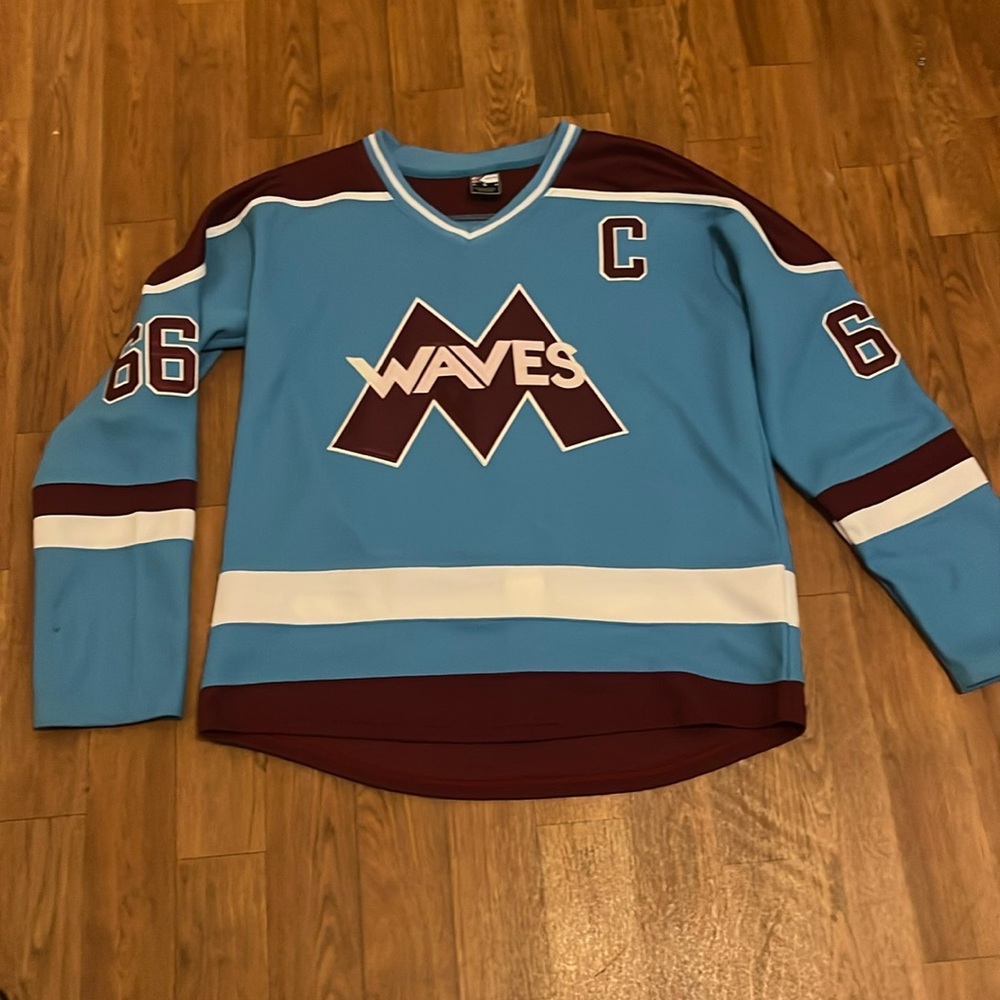 Gordon Bombay Waves hockey jersey #66